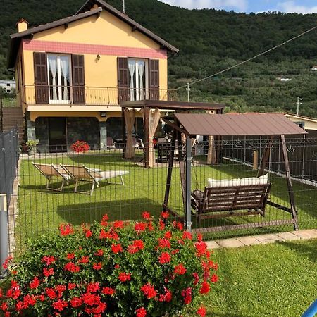 Casa Ginni Con Piscina E Giardino Caravonica Buitenkant foto