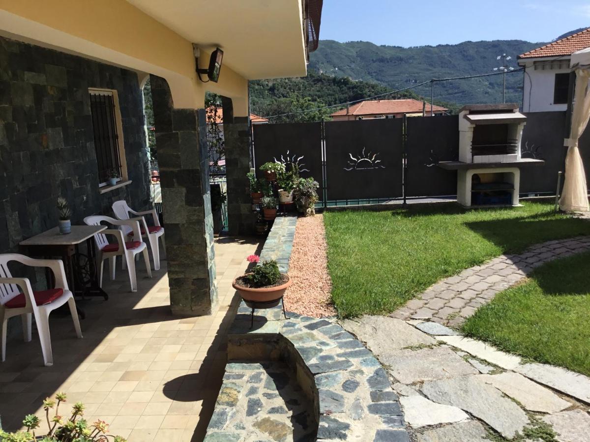 Casa Ginni Con Piscina E Giardino Caravonica Buitenkant foto