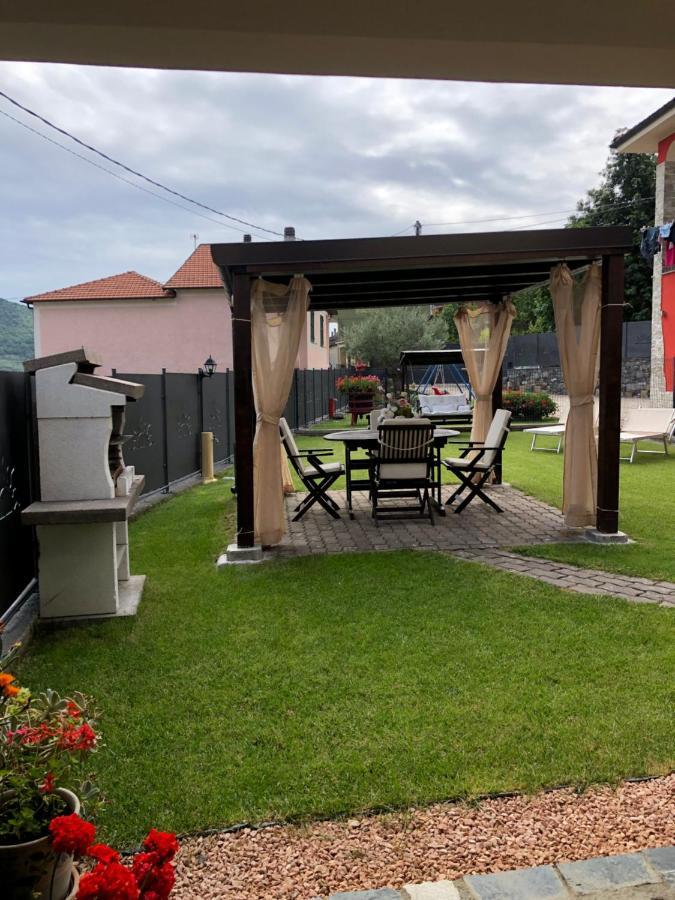 Casa Ginni Con Piscina E Giardino Caravonica Buitenkant foto