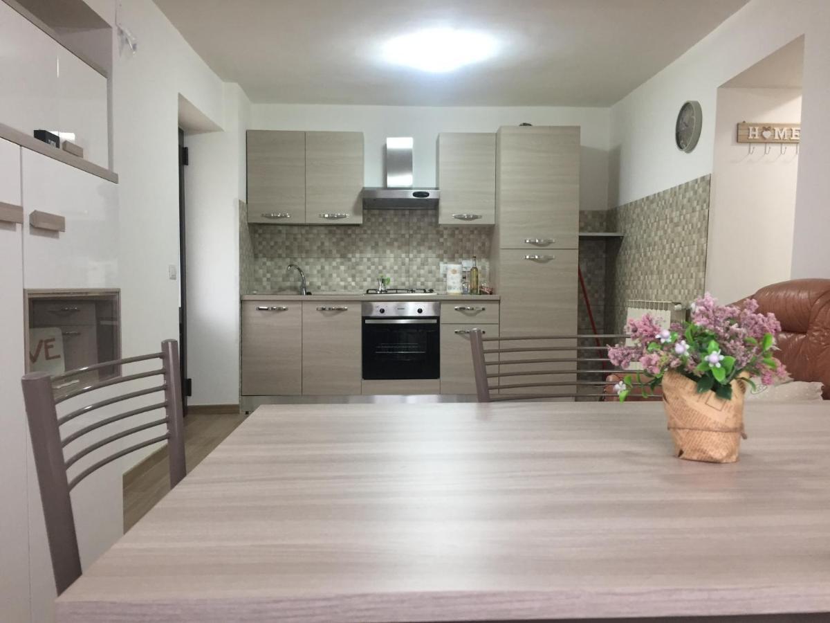 Casa Ginni Con Piscina E Giardino Caravonica Buitenkant foto